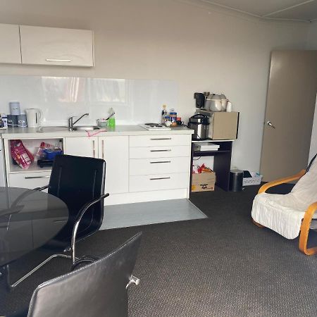 Downtown Backpackers & Accommodation Nelson Exterior photo