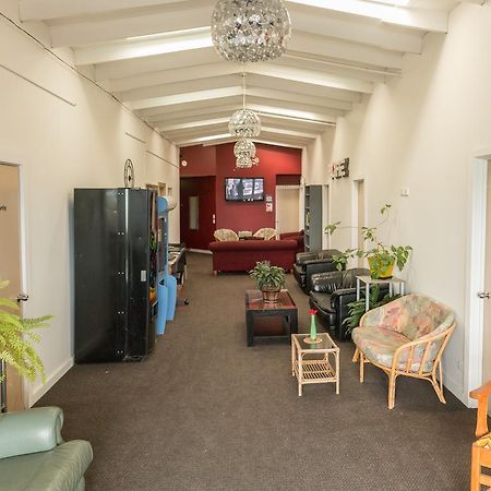 Downtown Backpackers & Accommodation Nelson Exterior photo